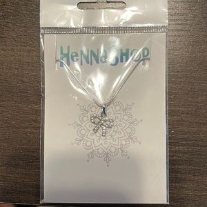 NWT henna shop bow tie necklace - silver